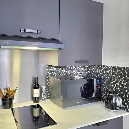 Ravissant Entierement Renove T2, Proche De La Rue Saint Catherine Bordeaux