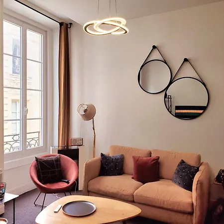 Apartment Ravissant Entierement Renove T2, Proche De La Rue Saint Catherine *